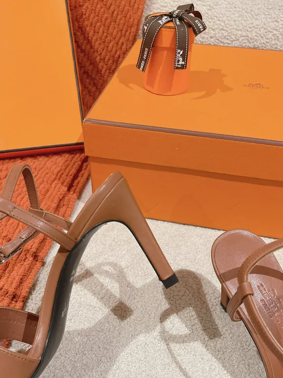 Hermes Shoe 